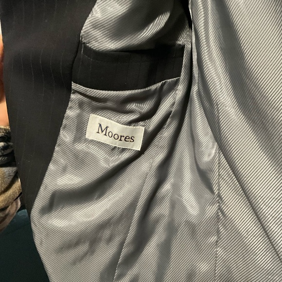 WILKE-RODRIGUEZ Moores Black Striped Suit Jacket 38S - Picture 5 of 5